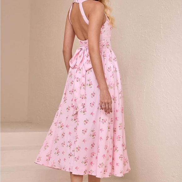 Chic Backless Pink Floral Dress - Picture 2 of 3
